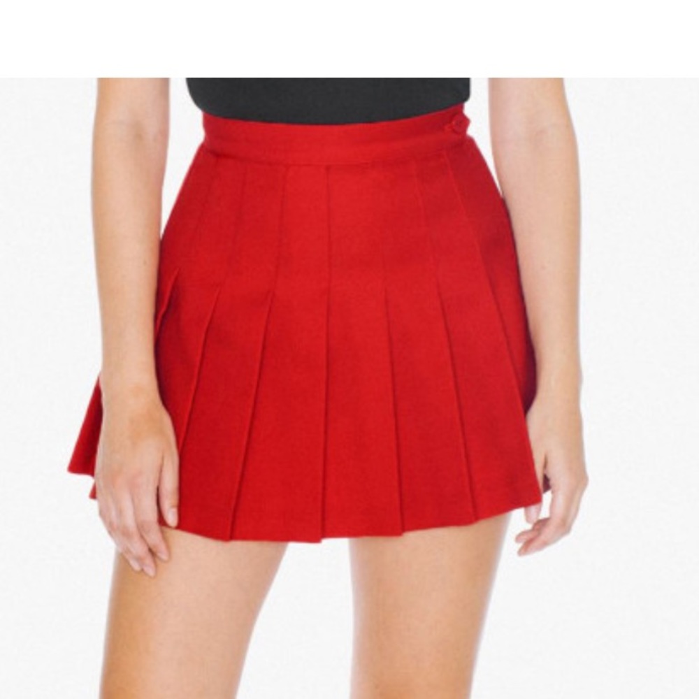 NWOT RED AMERICAN APPAREL TENNIS SKIRT, SIZE SMALL